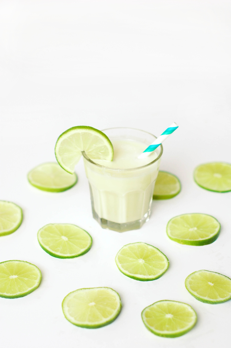 spiked brazillian limeade // Craft & Cocktails for Sugar & Cloth 