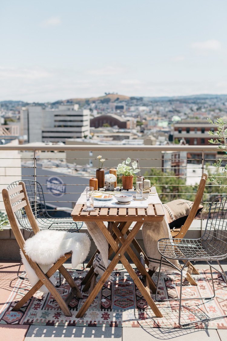 Summer Rooftop Soireé + Grapefruit Vanilla Thyme Fizz 