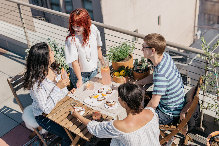 Summer Rooftop Soireé + Grapefruit Vanilla Thyme Fizz