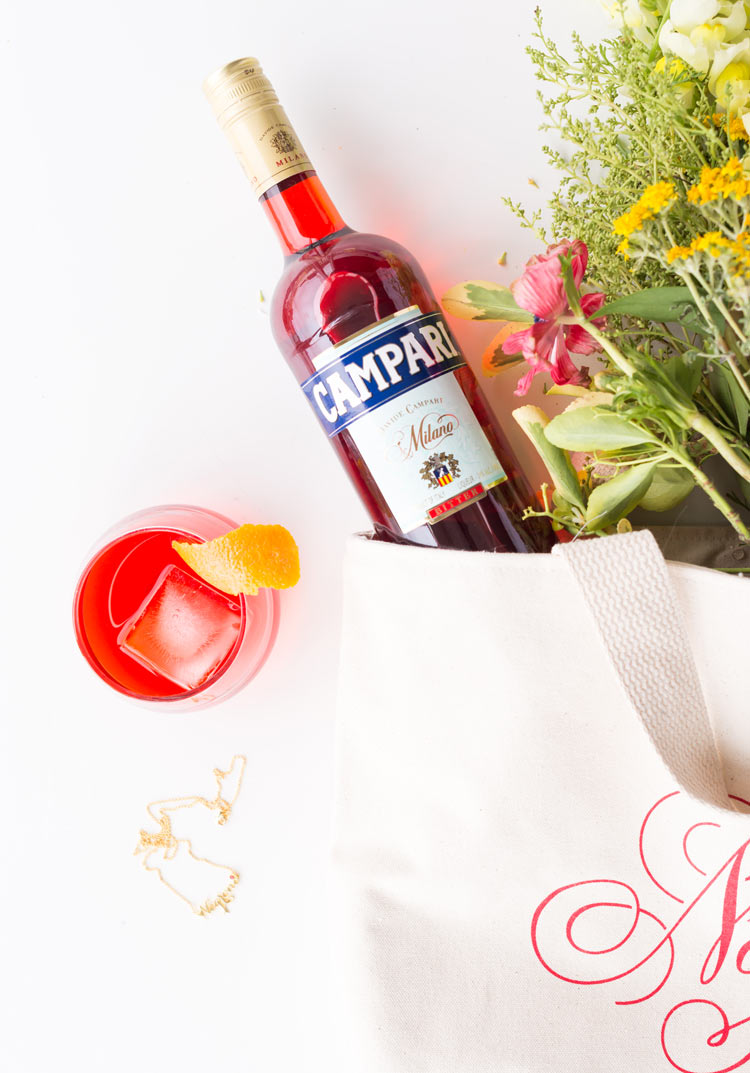 Classic Negroni recipe // get the recipe on craftandcocktails.co