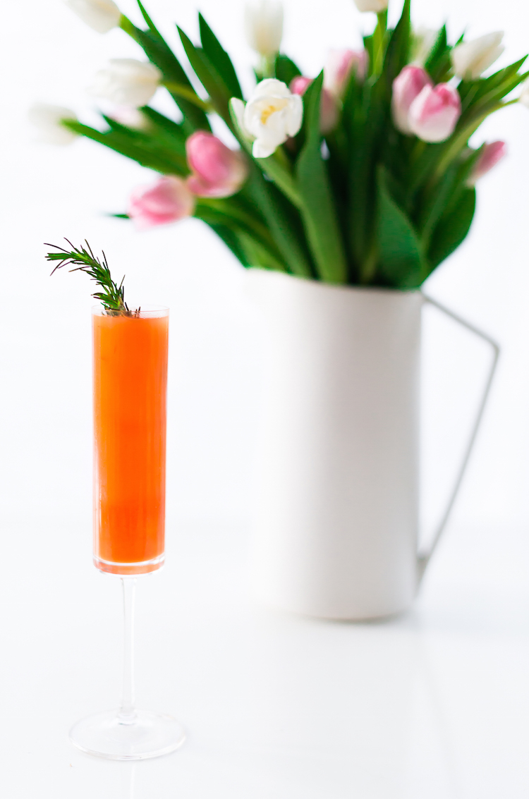 Carrot Ginger Grapefruit Mimosa | recipe on craftandcocktails.co