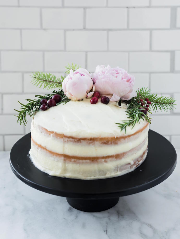 Holiday Naked Cake DIY | how to on Craft & Cocktails (craftandcocktails.co)
