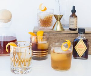 Old Fashioneds for Father's Day // Craftandcocktails.co