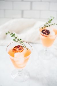 Ginger Thyme Blood Orange Sparkler healthy cocktail | Craftandcocktails.co