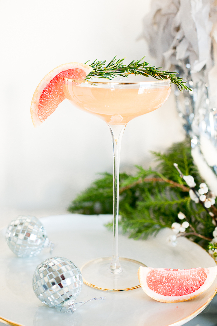 Grapefruit Rosemary Sparkler NYE Cocktail - Craft and Cocktails