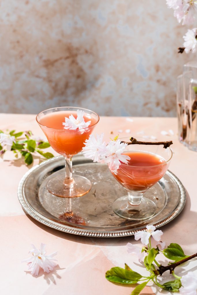 how to make a cherry blossom cocktail