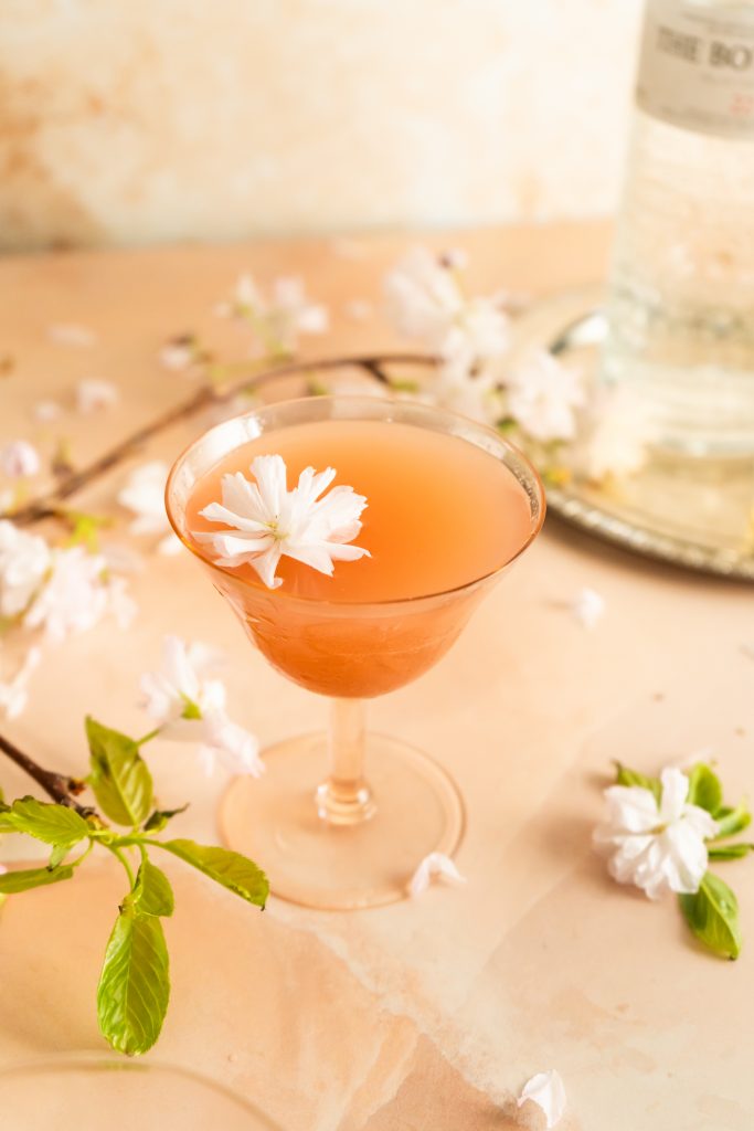 how to make a cherry blossom cocktail