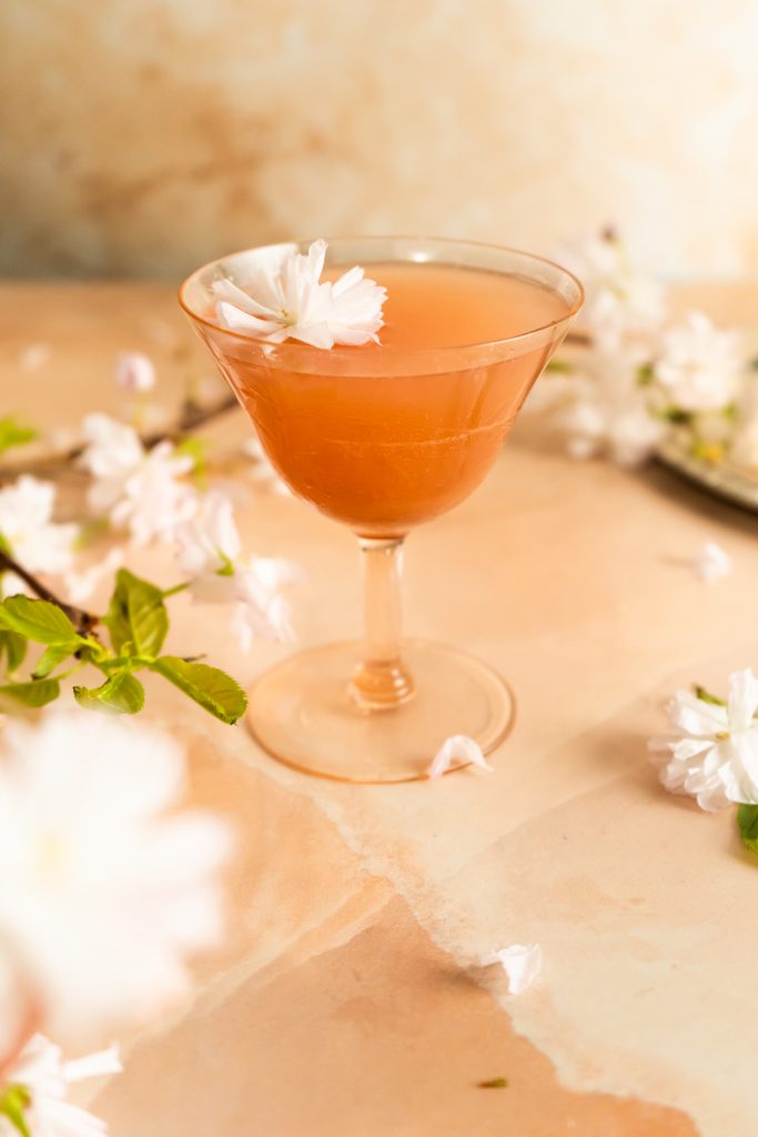 how to make a cherry blossom cocktail